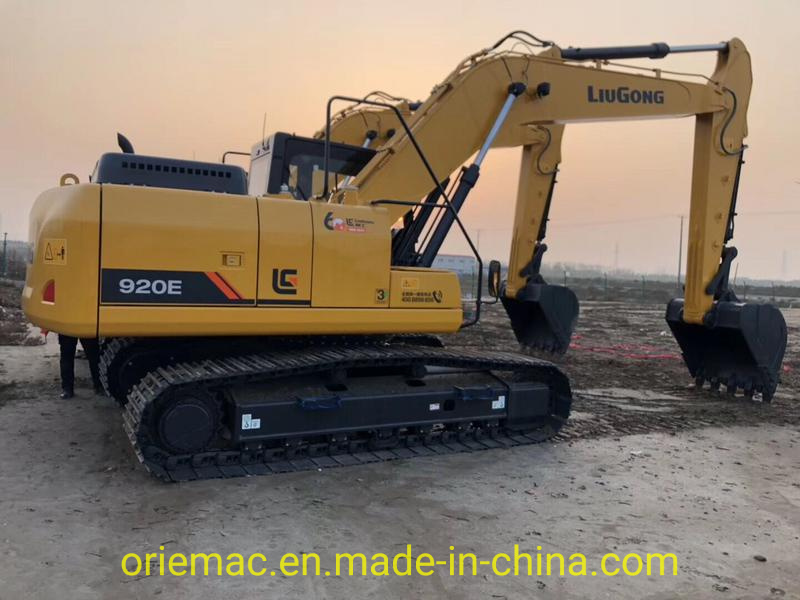 Liugong 15 Ton Crawler Excavator 915e with Cummins Engine
