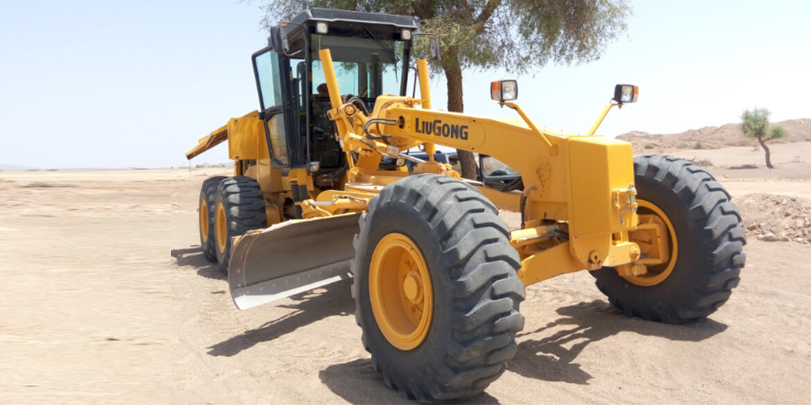 
                リッパ付き Liugong Clg425 220HP ロードモータグレーダ
            