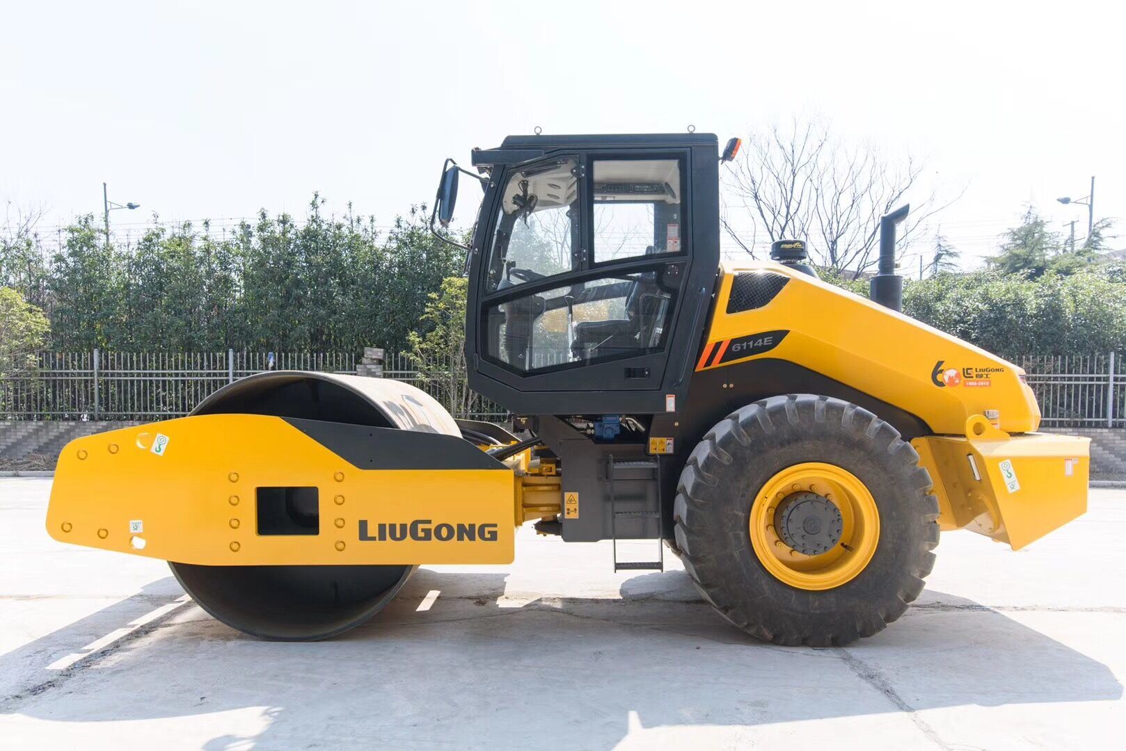 China 
                Liugong Clg6612E 12ton Hydrauclic Road Roller Clg612h
             proveedor