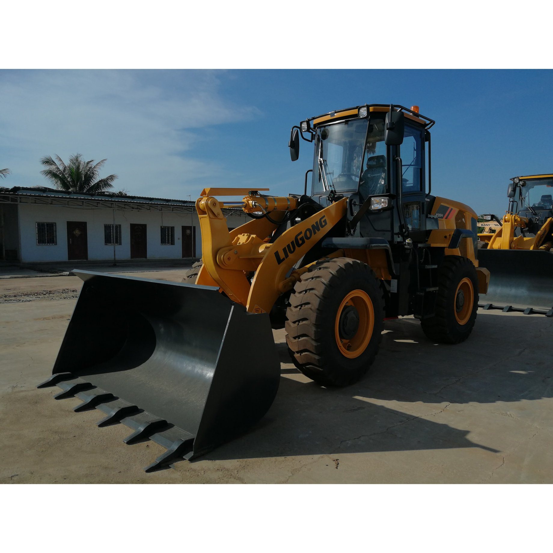 Liugong Clg835h 3 Tons 1.8cbm Small Front End Tractor Wheel Loader for Sale