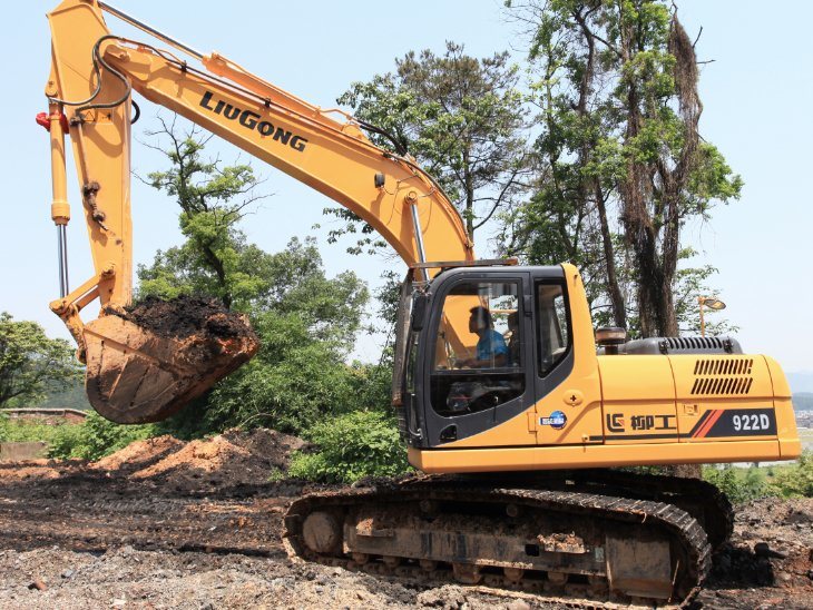 China 
                Liugong maquinaria hidráulica excavadora de cadenas de 20 toneladas Clg920e con el rompedor
             proveedor