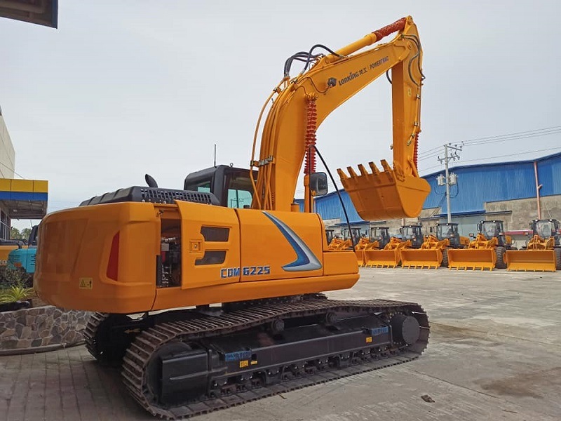 Lonking New 21 Ton Hydraulic Crawler Excavator LG6225e with Hammer