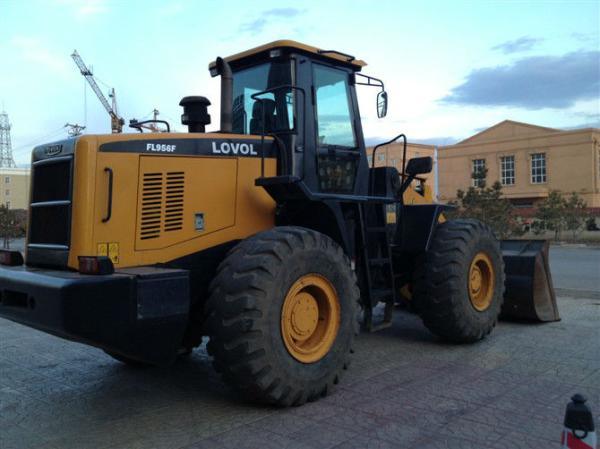 China 
                LOVol 5,5ton Radlader FL956 Compact Track Loader
             Lieferant