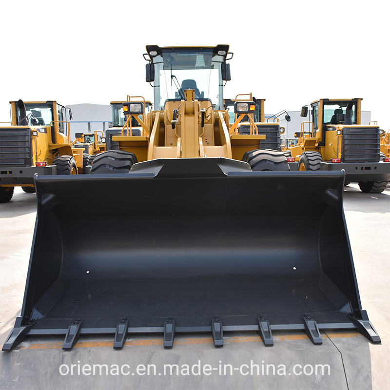China 
                Pá carregadora de rodas Lovol FL956f de 5 toneladas com motor Weichai Em África
             fornecedor