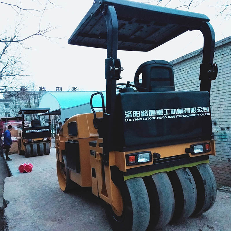 Lutong 4 Ton Ltc204p 3 Ton Vibratory Road Roller