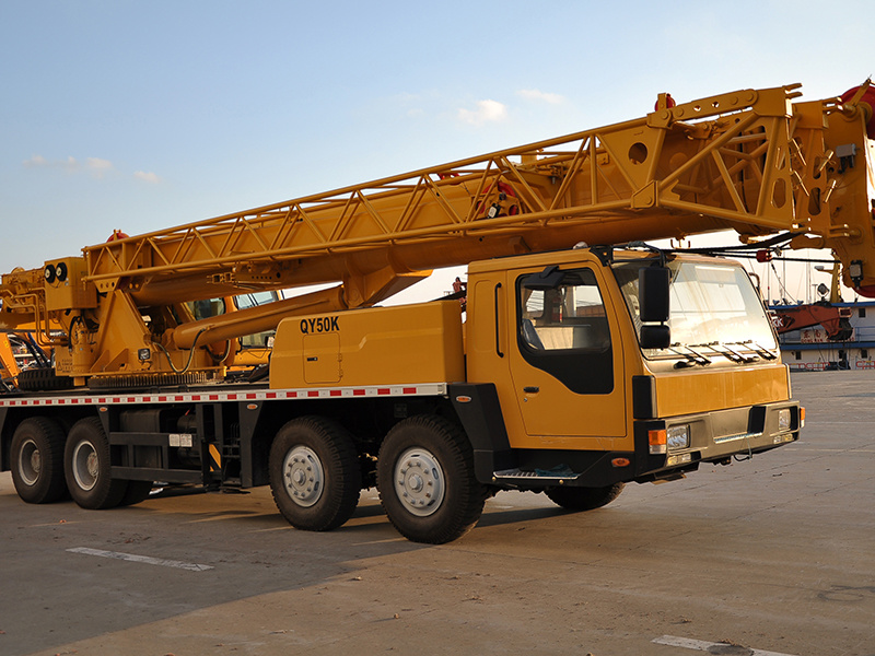 Mobile Crane Qy25K 25 Ton Truck Mounted Crane Sale in UAE Kenya Oman