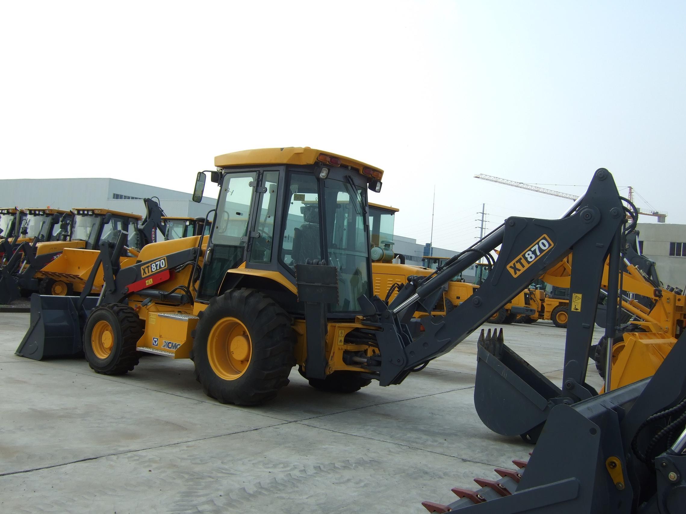 Multifunction Small Loader Xt870 Xc870K Backhoe Loader