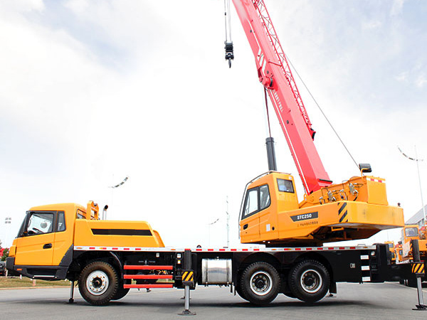 New 25 Tons Stc250, 50 Tons Stc500, 80 Tons Stc800, 100 Tons Stc1000 Mobile Truck Cranes Factory Price