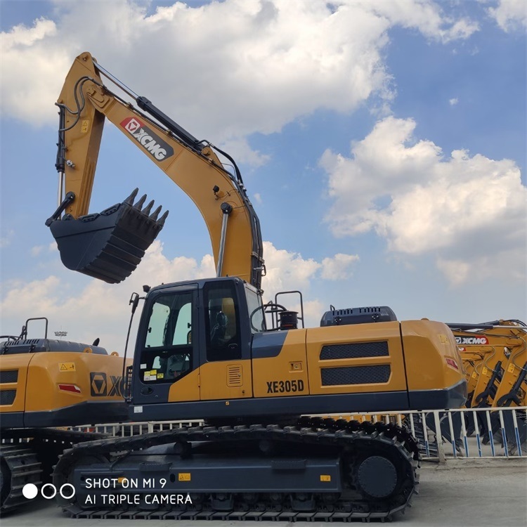 China 
                Nieuwe 30ton-graafmachine met rupsbanden Xe305D met snelkoppeling
             leverancier