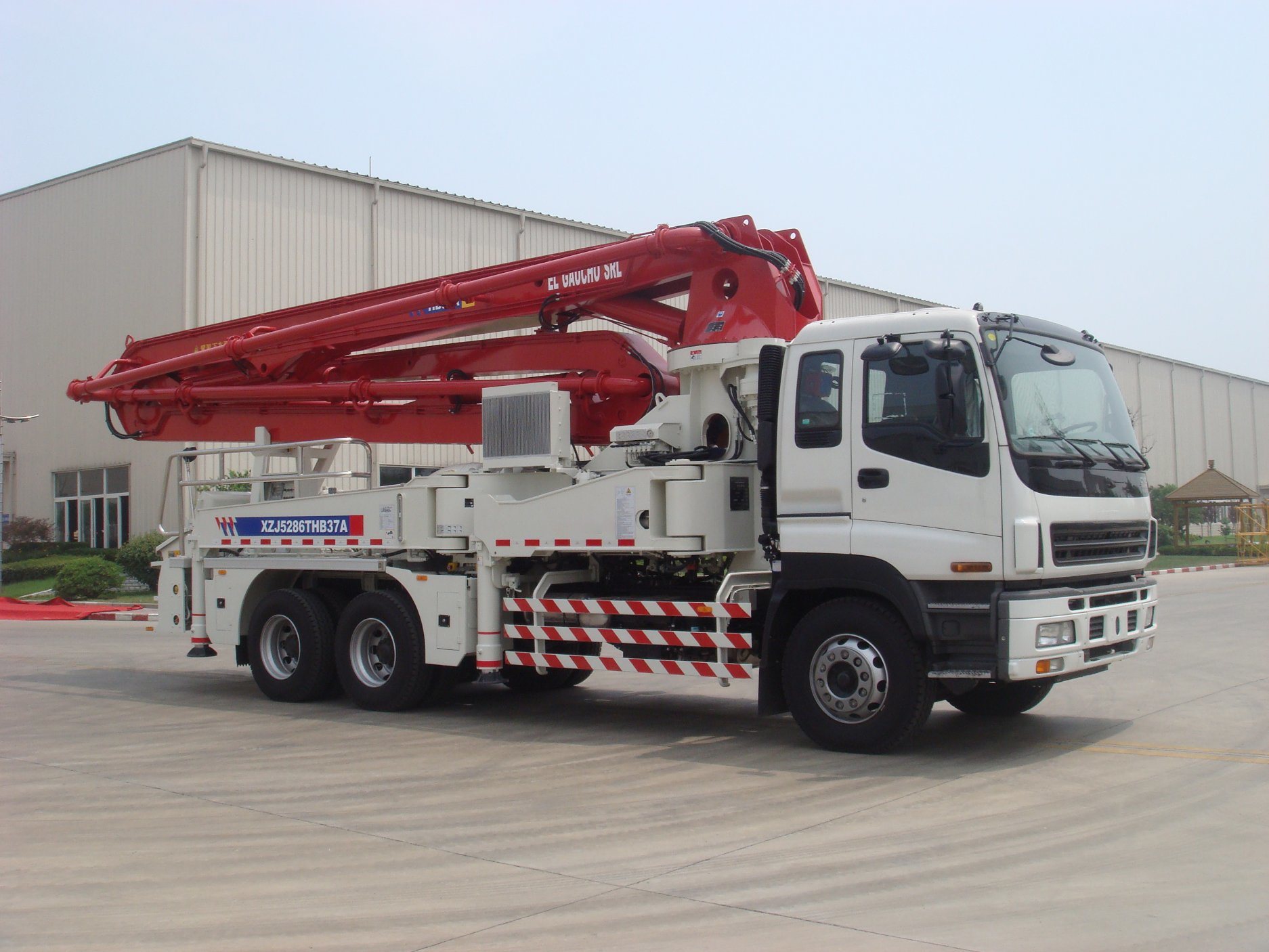 New 40mtr Concrete Machine Folding Concrete Pump Hb40 Cement Concrete Machines