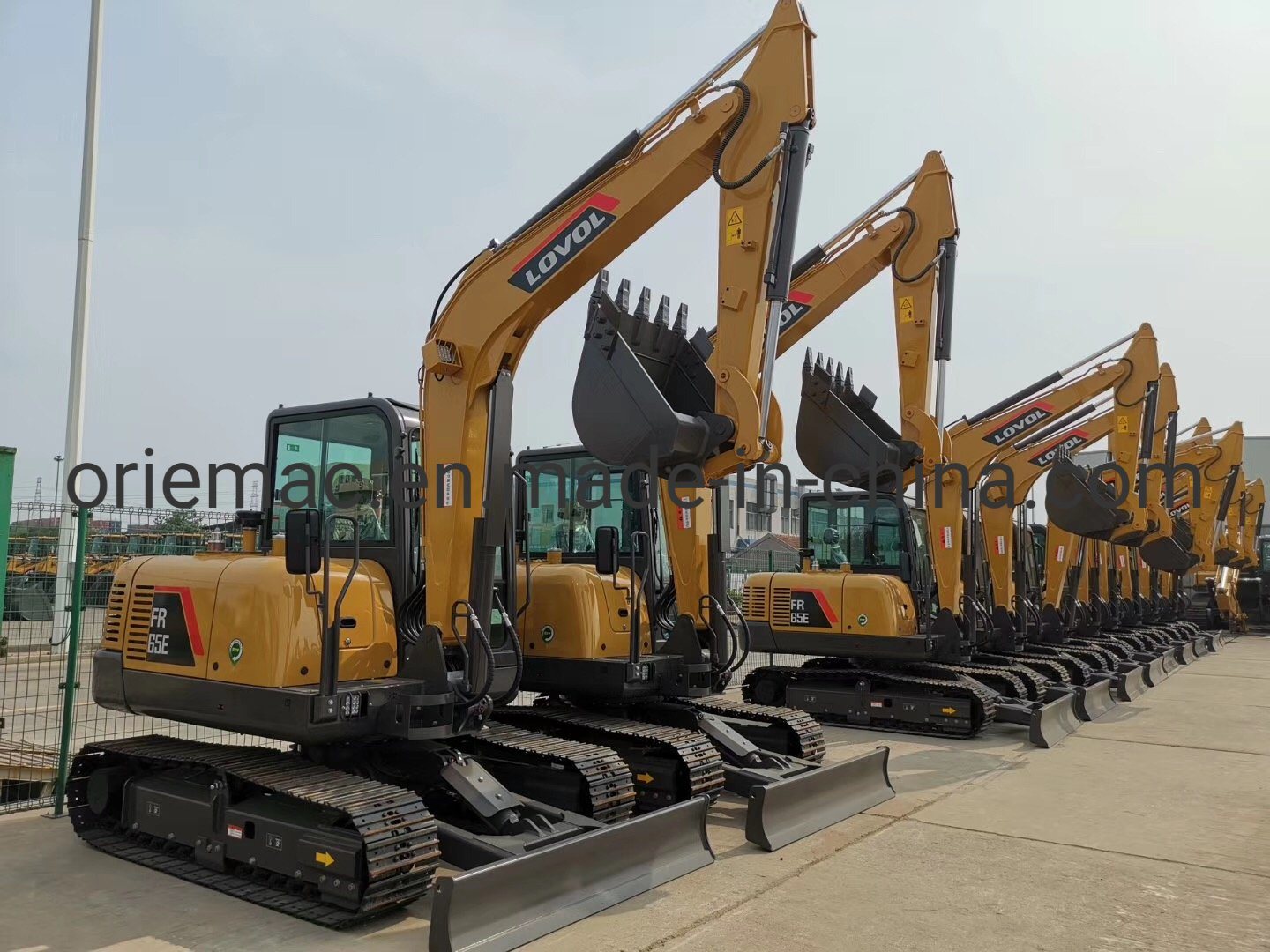 New Foton Lovol Mini Crawler Excavator Fr60e 6 Ton Small Excavator