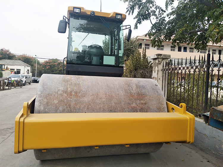 New Small Ton Road Roller Xs103h with Good Price