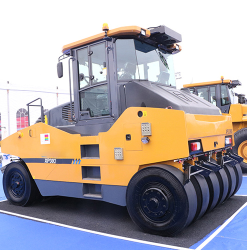 Official 30 Ton Pneumatic Road Roller for Soil Compaction XP303