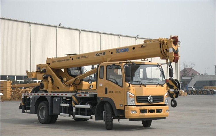 Oriemac Lifting Machinery 8 Ton Mini Telescopic Boom Hydraulic Mobile Truck Crane Xct8l4