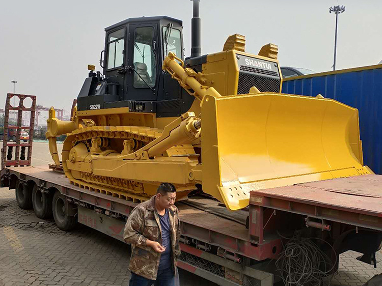
                SD22W SD32 Shantui usine Crawler Bulldozer hydraulique de la vente en Ouzbékistan ÉMIRATS ARABES UNIS
            