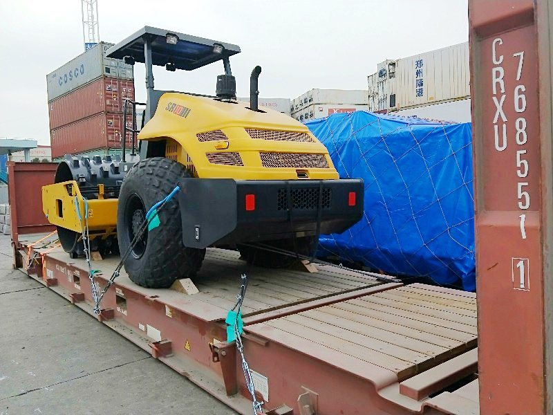 
                Compattatore da 10 tonnellate a marchio Sahntui SR10 rullo vibrante a tamburo singolo per circolazione su strada
            