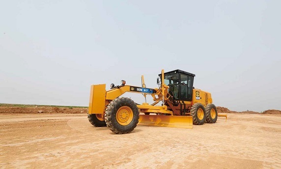 China 
                SEM brandneuer Motor Grader Sem917 170hp auf Promotion
             Lieferant