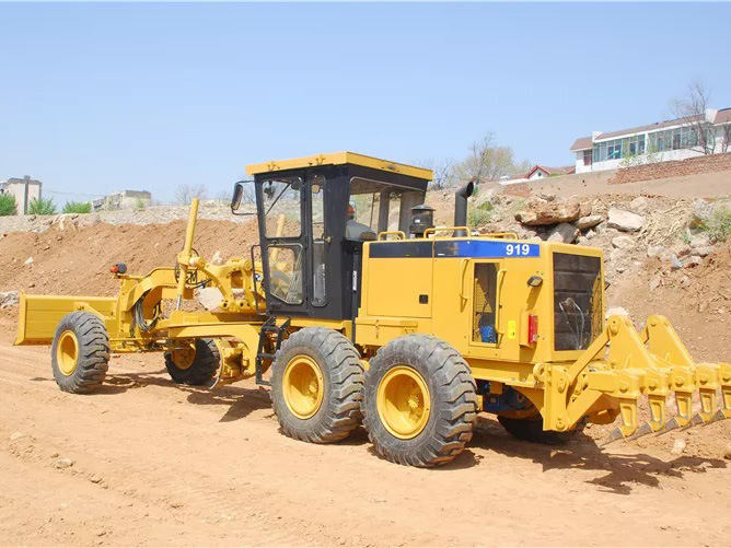 Sem915 150HP Construction Machinery Motor Grader Mini Road Grader with Ripper