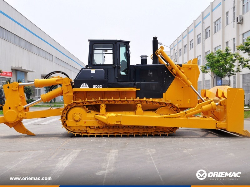 
                Grand bulldozer de bouteur chenillé de 320 CH de marque Shantui SD32 à vendre
            