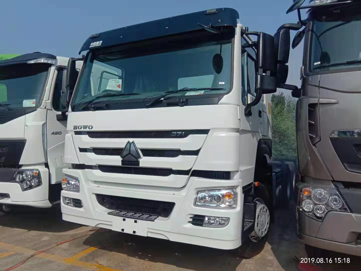 China 
                시노트럭 HOWO Zz4257n3247W 6X4 336HP 트랙터 트럭
             supplier