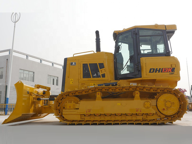 Chine 
                Petit mini-bulldozer à entraînement hydrostatique complet Dh13c/SD13ys
             fournisseur