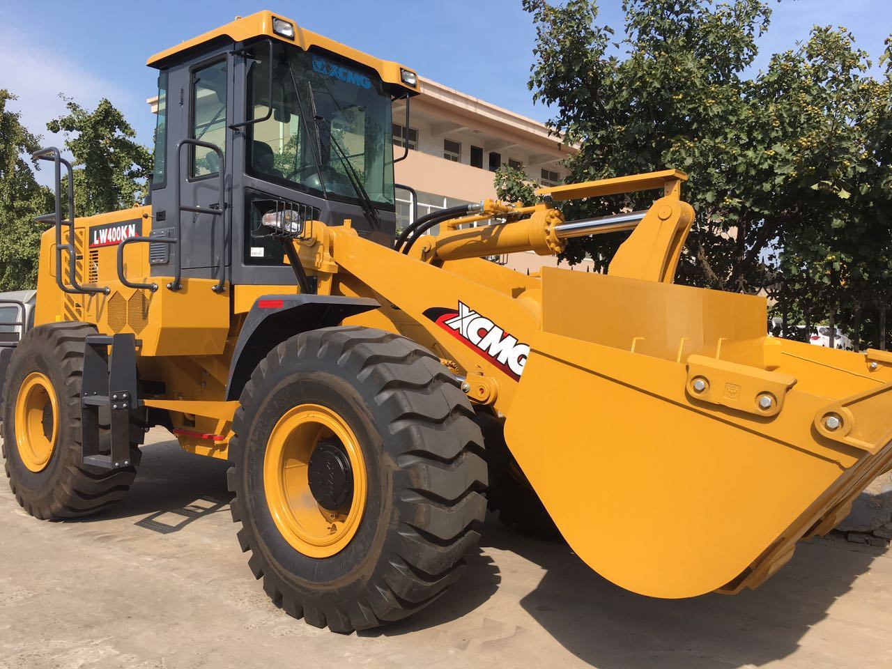 Top Brand Wheel Loader Lw400kn 4ton Loader Price