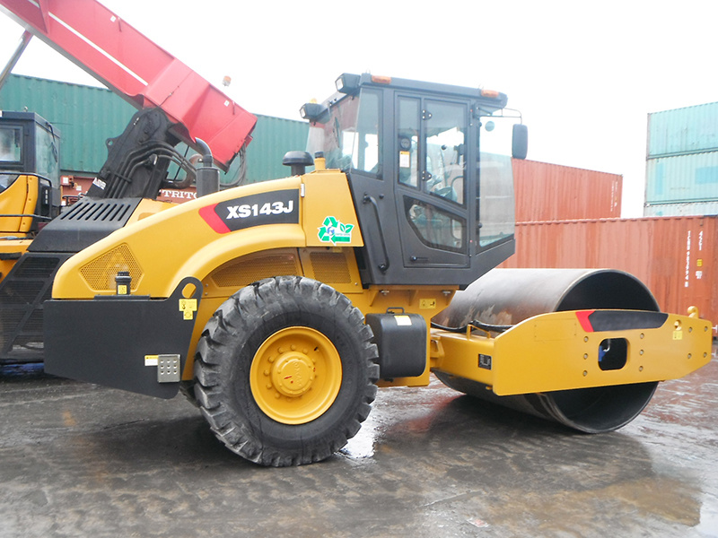 Xs143 14 Ton Single Drum Road Compactor Roller