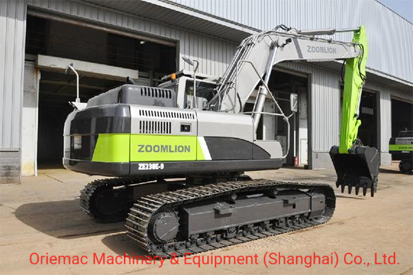 Zoomlion 22 Ton Crawler Excavator Ze230e with Hammer