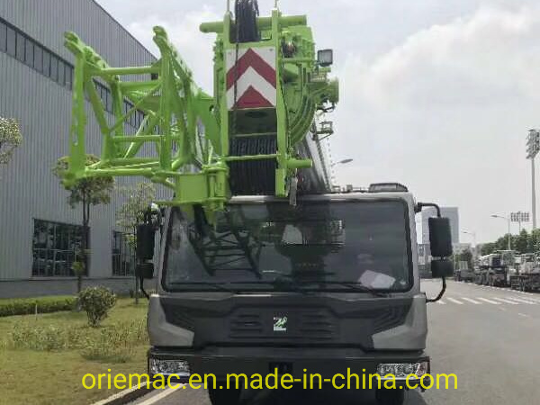 Zoomlion 60 Ton Truck Crane Ztc600r562 with Folding Arm in Azerbaijan