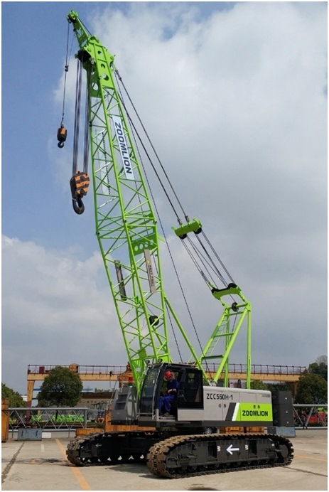 
                Grúa sobre orugas Zoomlion 55ton Zcc550h grúa sobre orugas con pluma de celosía
            