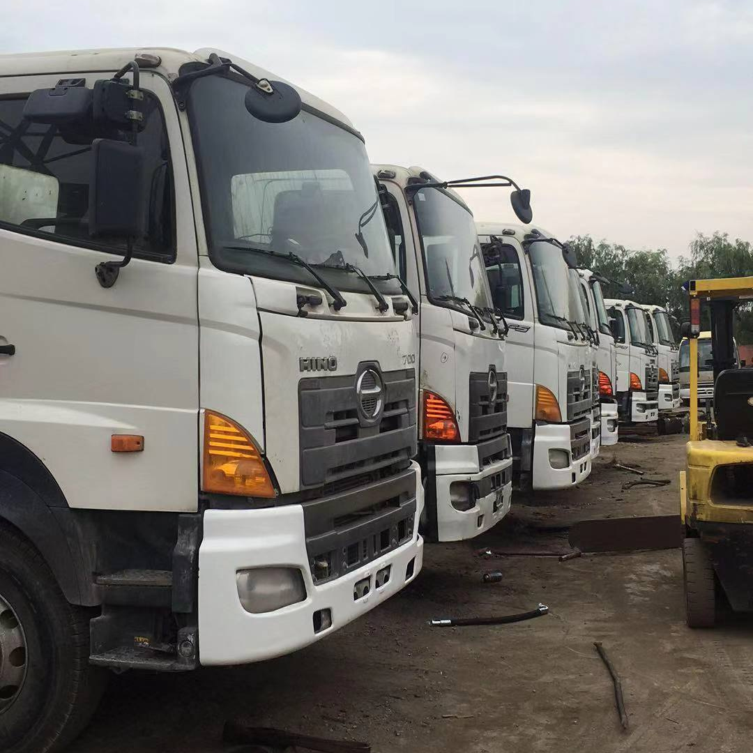 Construction Machine Used 10m3 Mobile Hino 700 Concrete Mixer Truck