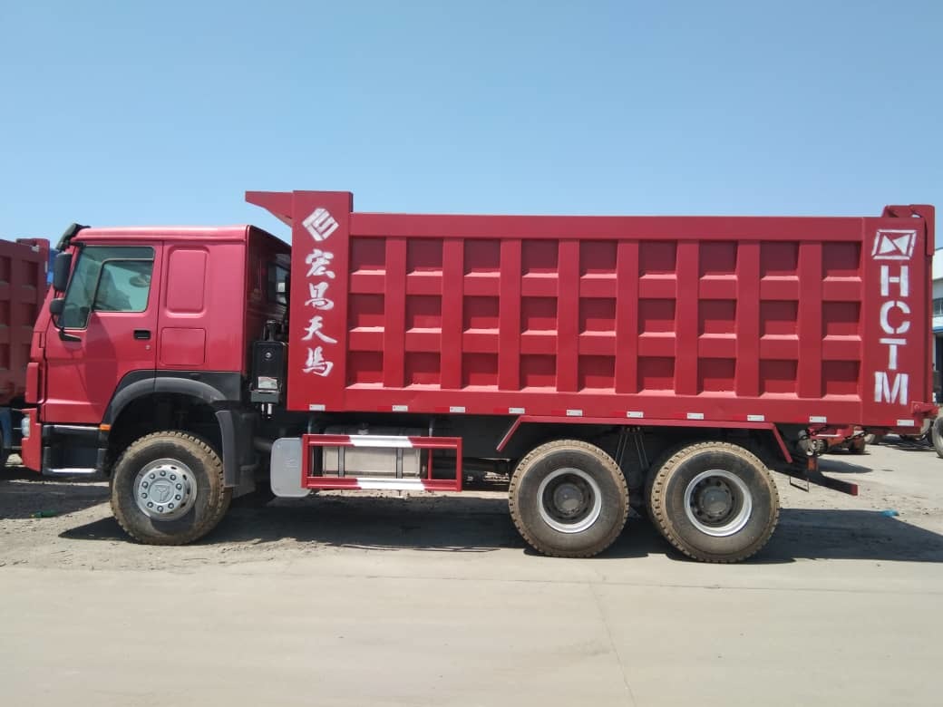 Excellent Condition Fairly Used Sinotruck HOWO Dump Truck 6X4 Tipper Truck 371HP for African Market