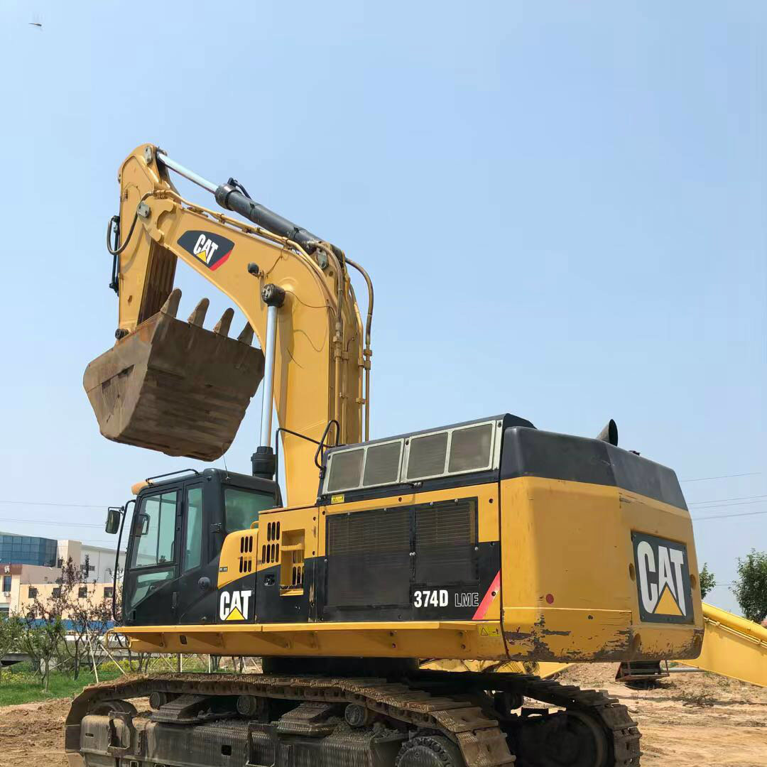 Extraordianry Cat 374D Excavator Caterpillar 374D in Really Good Quality! See for Yourself!