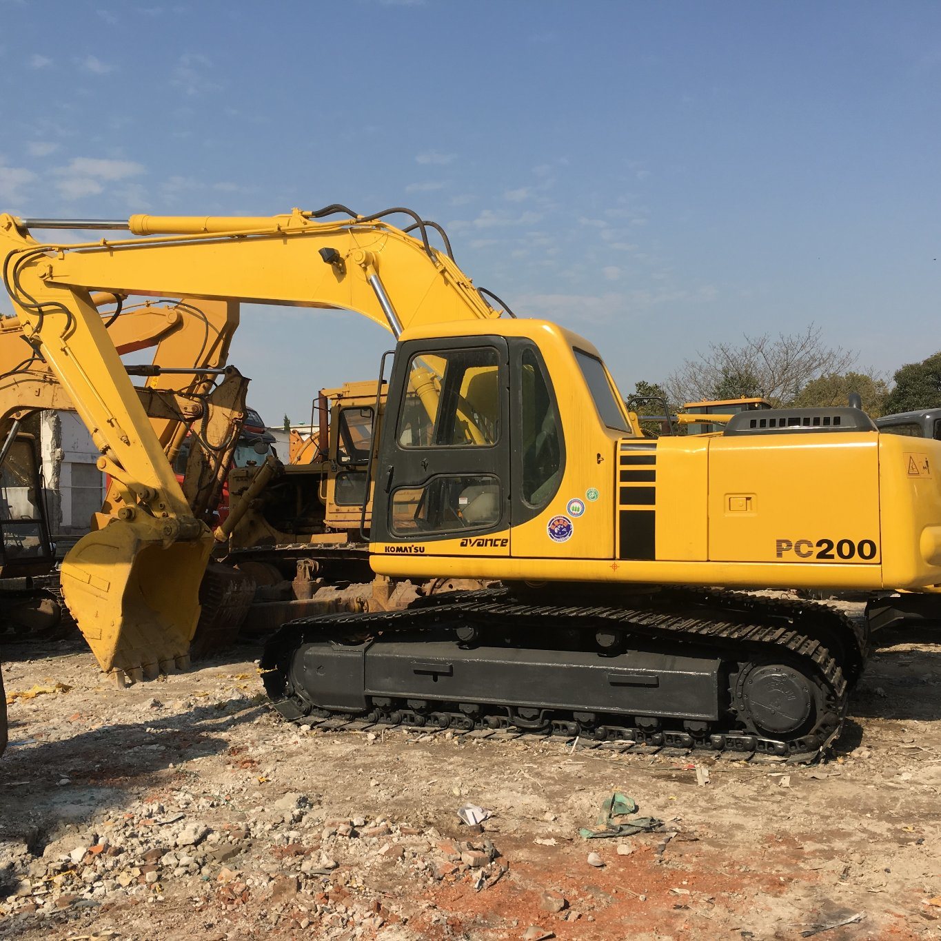 Japan Original Used Komatsu Hydraulic Excavators Komatsu PC200