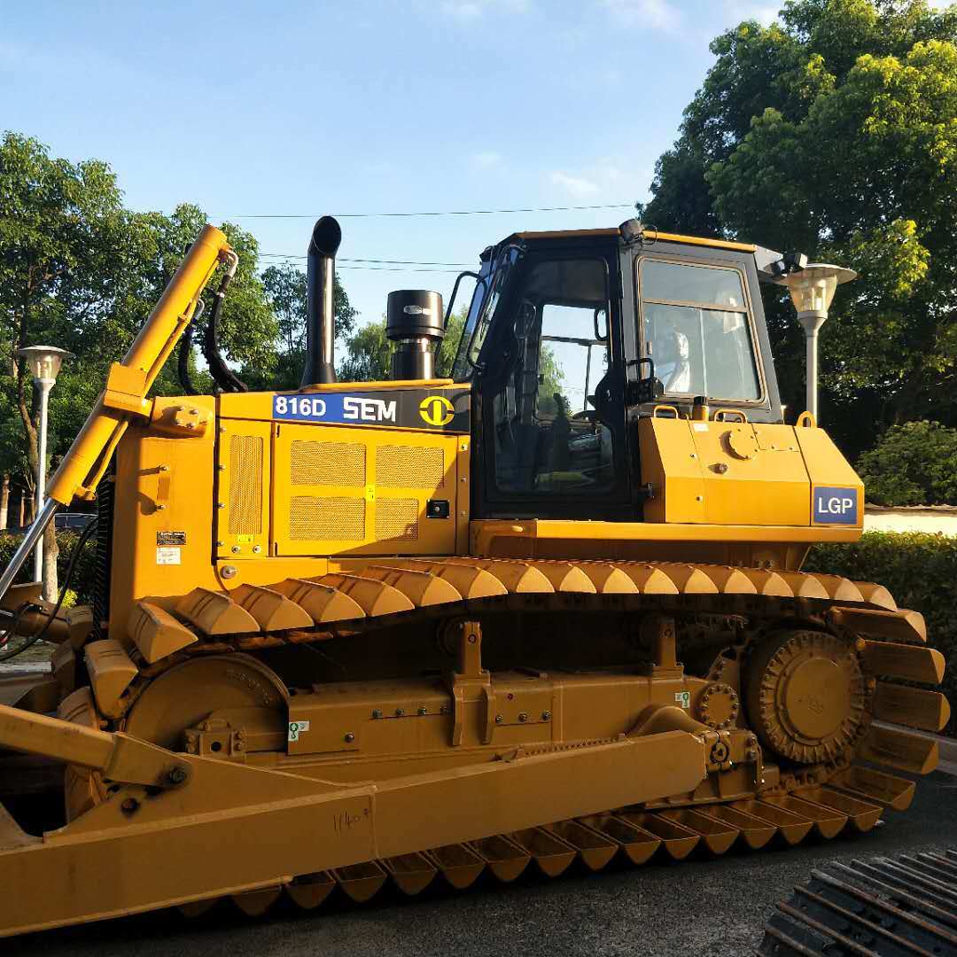 Chine 
                Nouveau Bulldozer Sem 816D / nouveau bouteur Shantui Sem 816D
             fournisseur