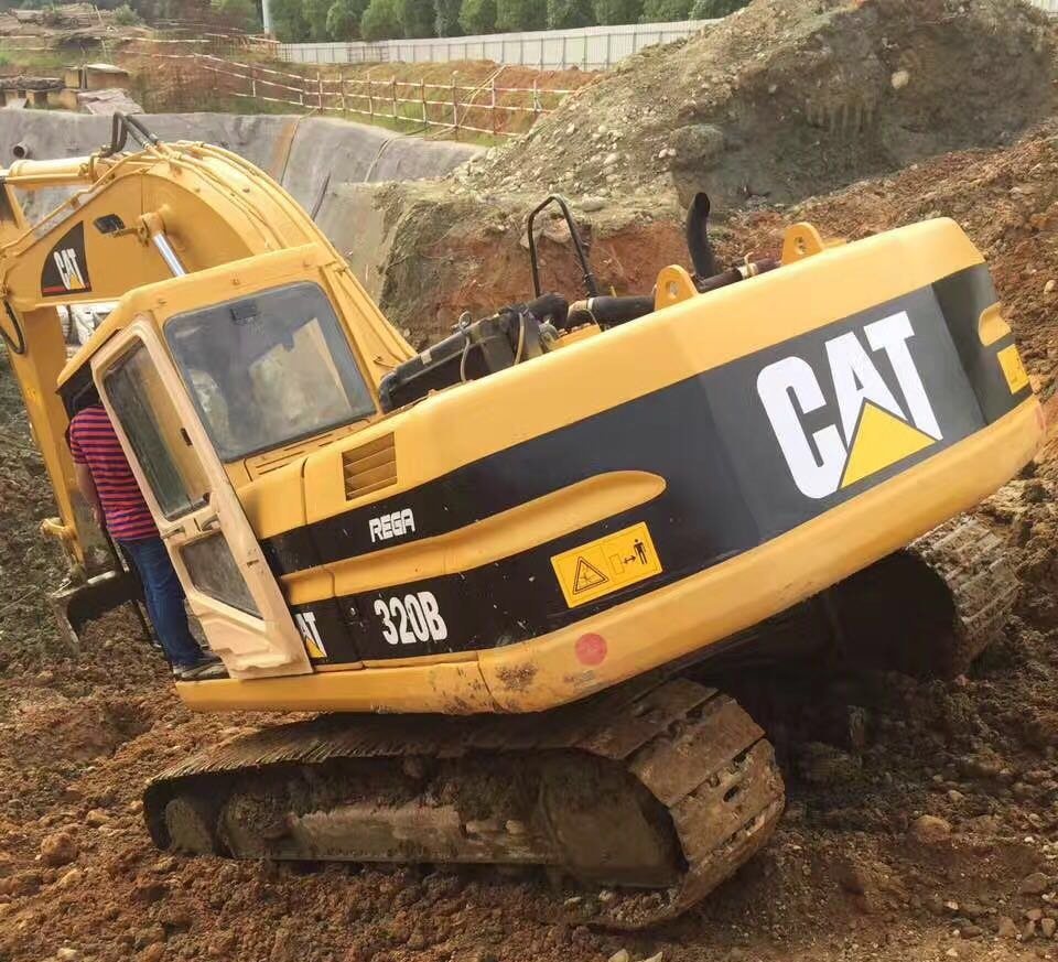 
                Utilizado Cat 320BL /Excavadora excavadora Cat 320b
            