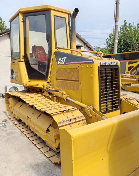 
                Gebrauchte Cat Mini Bulldozer D5g (Caterpillar D5G Small Bulldozer)
            