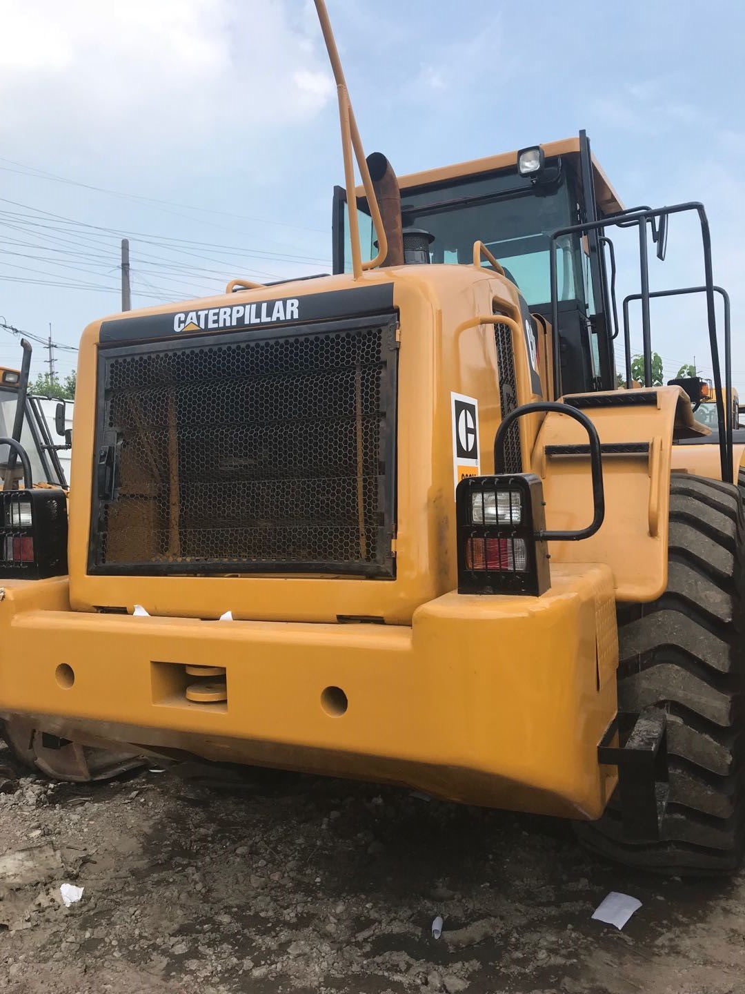 
                Utilisé caterpillar 996h en excellente condition de travail !
            