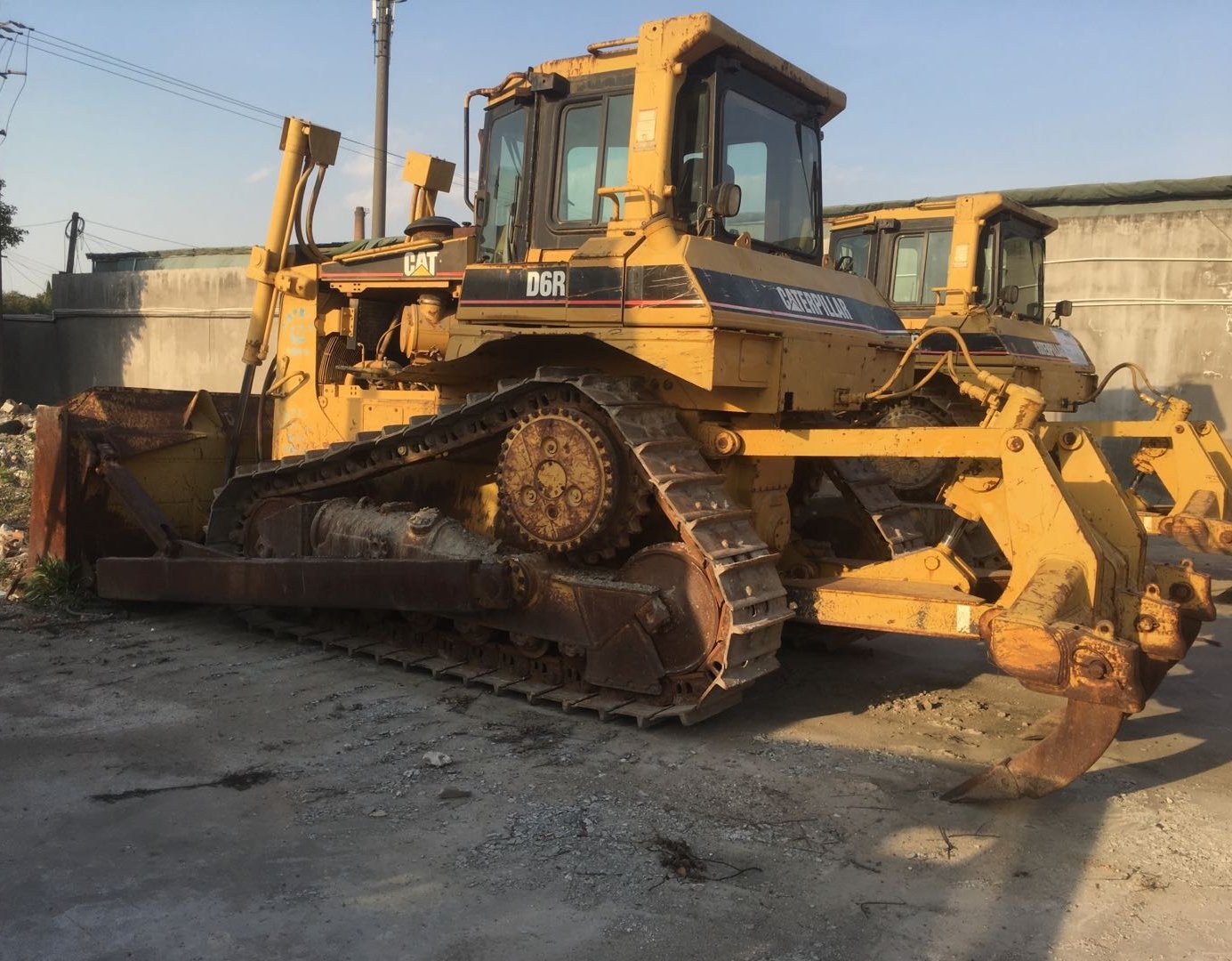 Used Caterpillar D6d Bulldozer in Cheap Price (CAT D6R CAT D7R D5M Dozer)