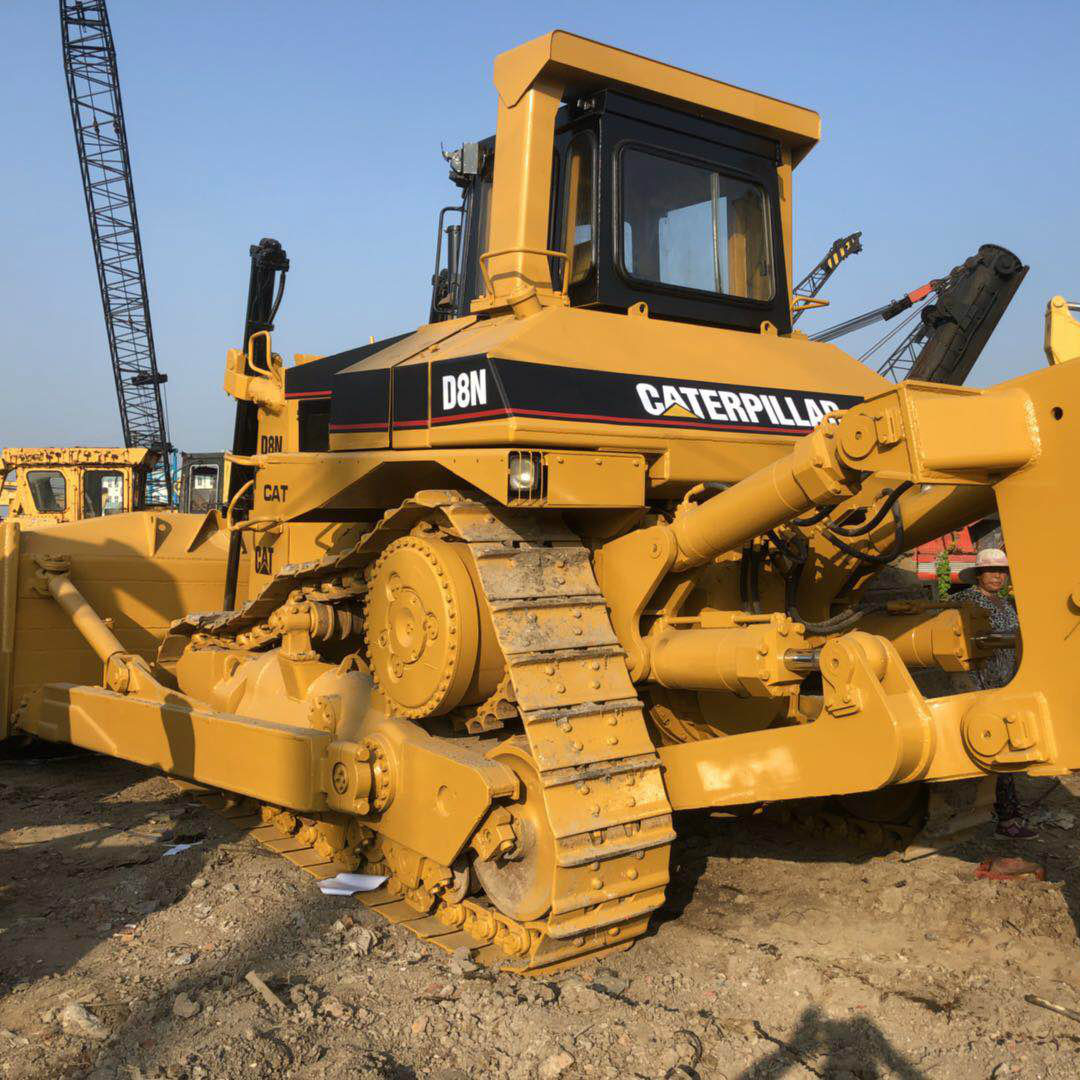 Used Caterpillar D8n Bulldozer in Good Condition!