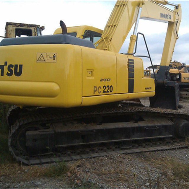 Used Crawler Excavator Komatsu PC220-6 in Good Condition
