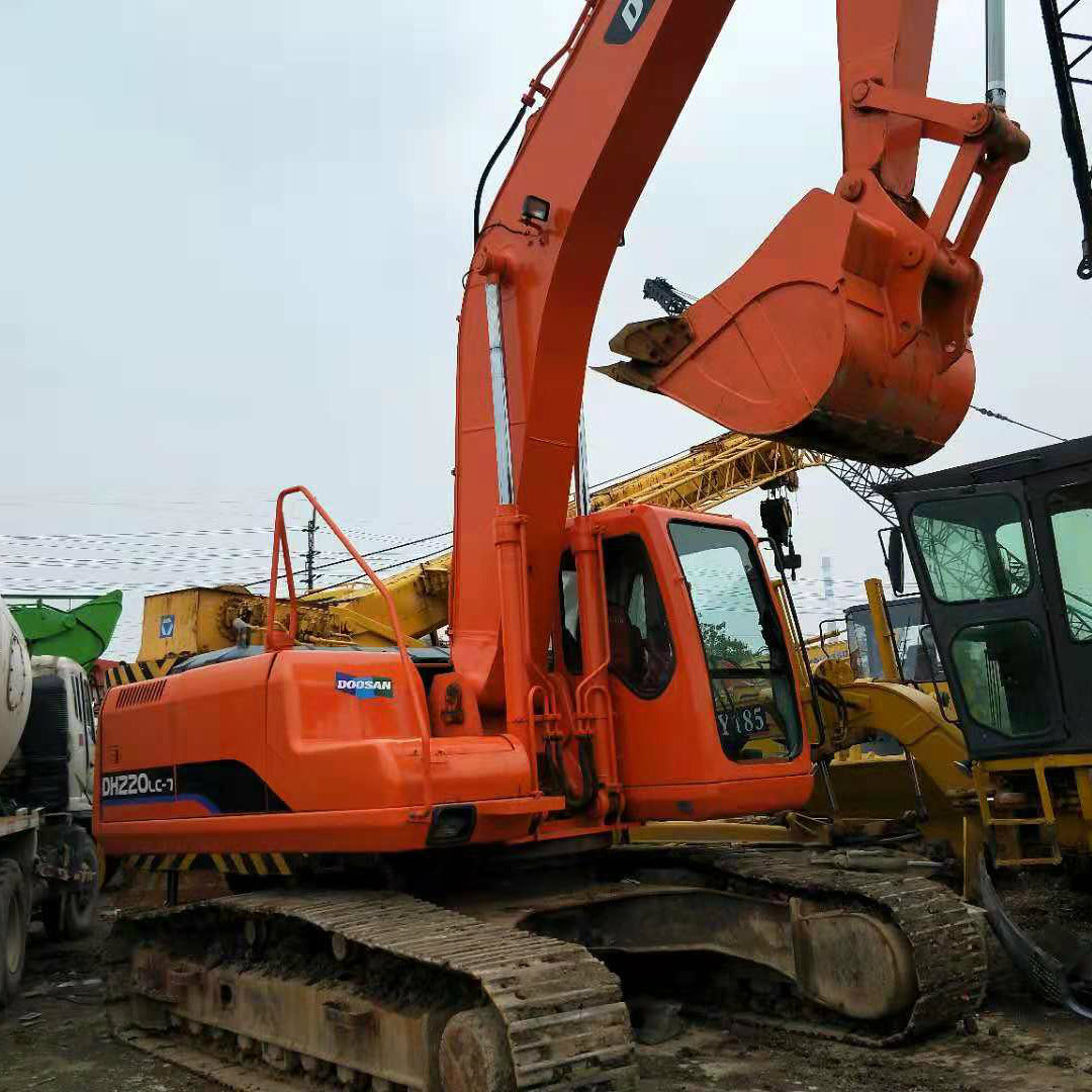 
                Escavatori idraulici usati Doosan 220LC-7 macchina
            