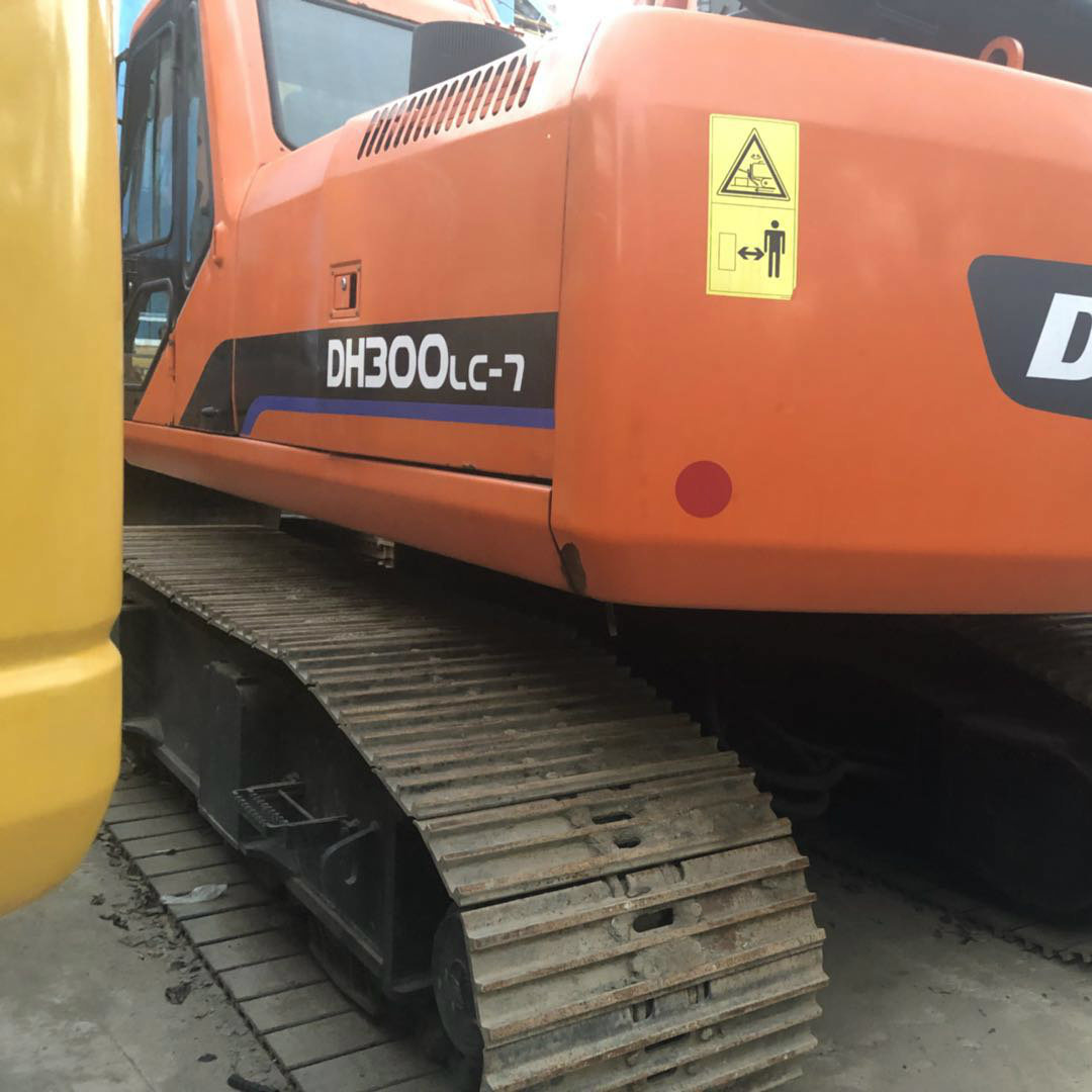 Used Doosan 300 Excavator Doosan Dh300LC-7 in Good Codition