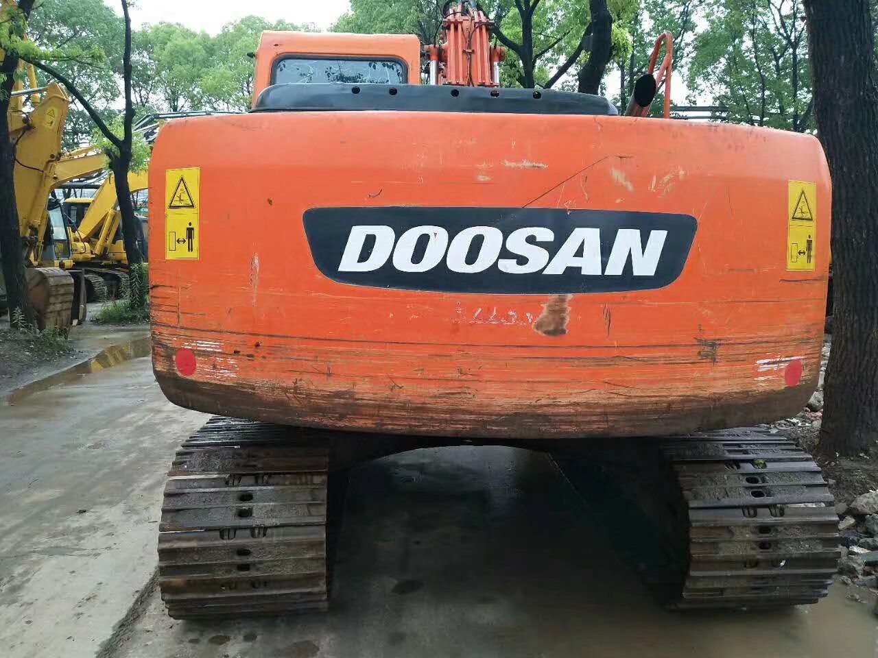 
                Dh150 DOUsan Excavator Dh150 / オリジナルの DOsan 15ton Excavator を使用
            
