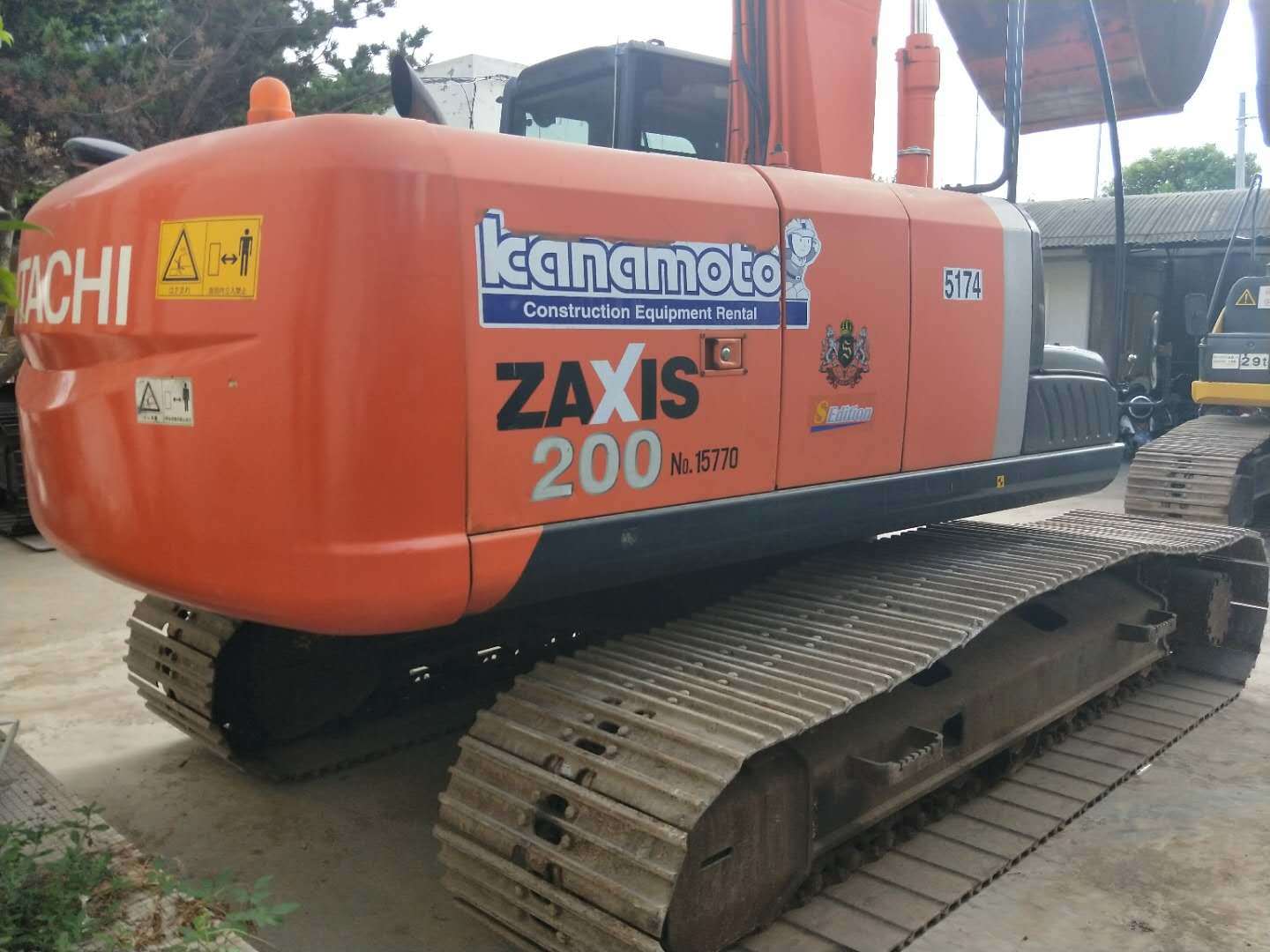 
                Usado Hitachi Escavadeira 200-3, utilizado a Hitachi 200 Escavadoras
            