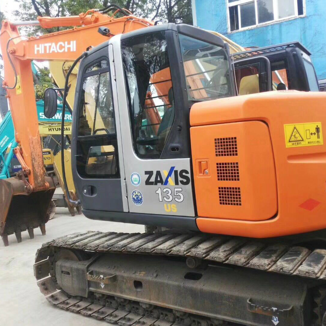 Used Hitachi Excavator 135 for Sale in Good Quality