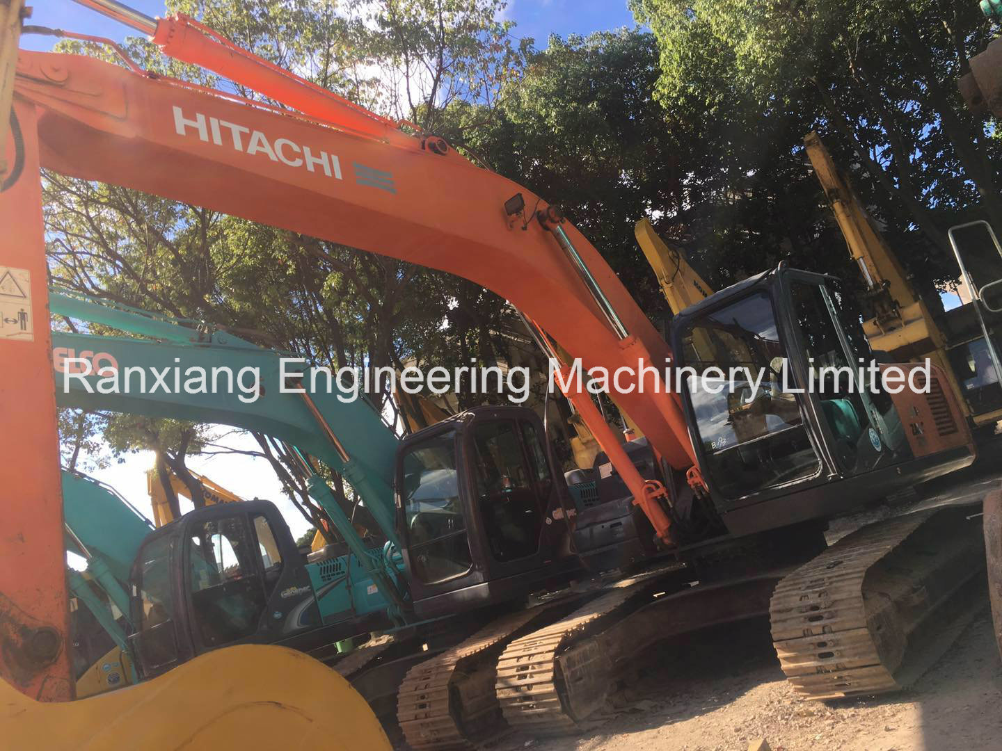 Chine 
                Utilisé, de l′excavateur Hitachi Hitachi ZX250 excavatrice chenillée pour la vente
             fournisseur