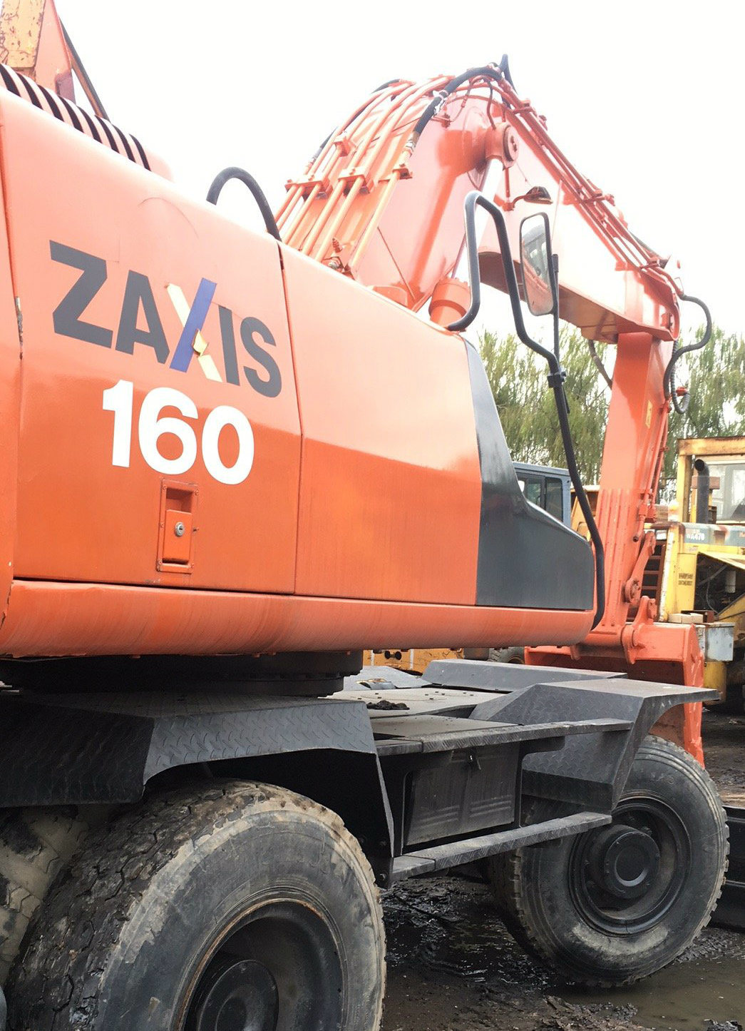 Used Hitachi Zx160 Wheel Excavator in Good Condition