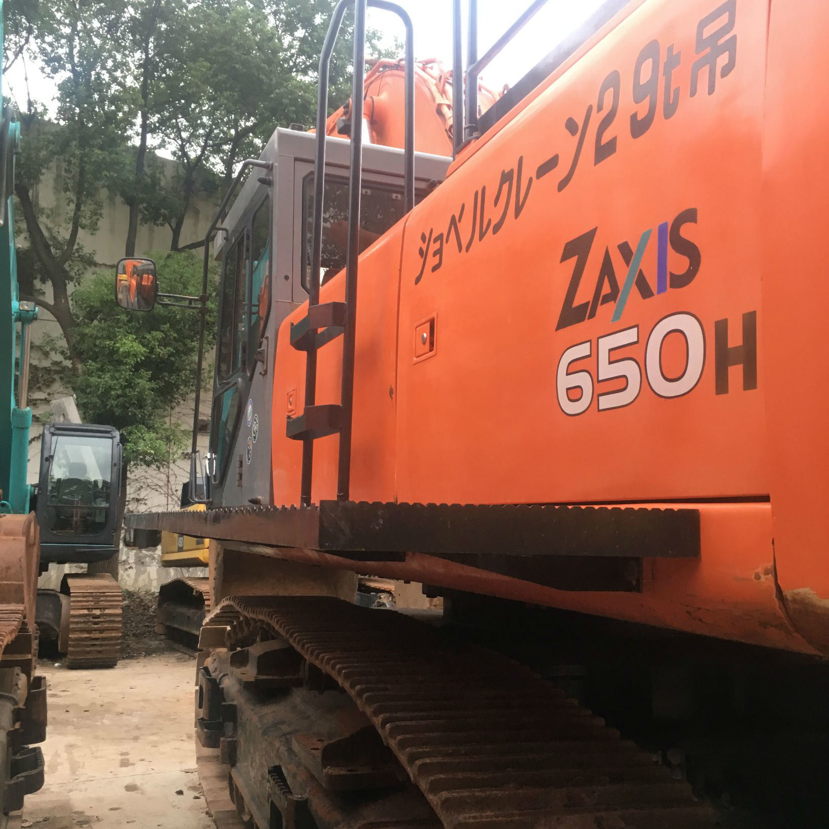 Used Huge Hitachi Zx 650 Excavator in Good Condition