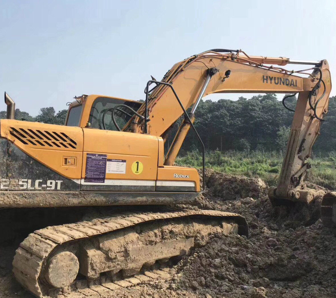Used Hyundai 225LC Excavator in Good Condition